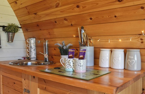 Margam Cottage | Jacob's Den - UK40976