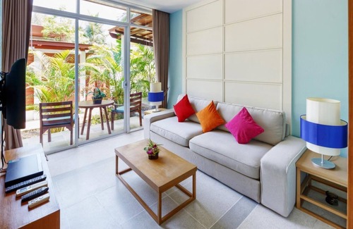 Khuk Khak Beach Villa | Jacuzzi Villa in Khao Lak with a romantic outdoor Jacuzzi JV#19