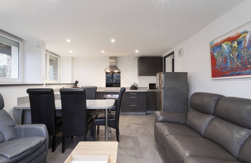 Vittel Apartment | Jade : Charming 2 bedroom flat on the ground floor of a fully renovated Residence
