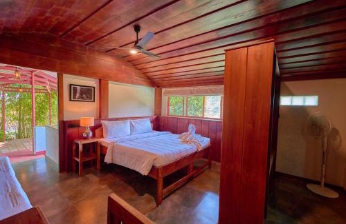 Anachal House | Jade Munnar Pool Resort
