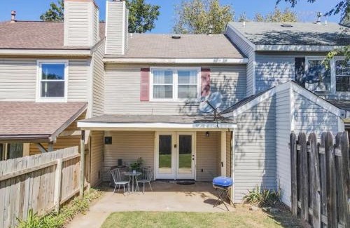 Huntsville House | Jade Rocket City Retreat