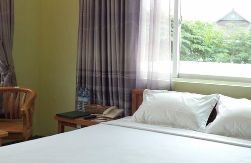 Oattara Thiri Township Hotel | Jade Royal Hotel