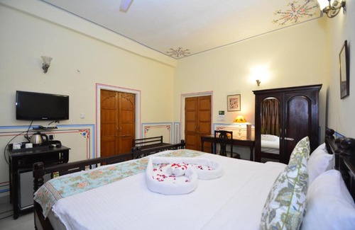 Bani Park Bed & Breakfast | Jaipur Vintage House