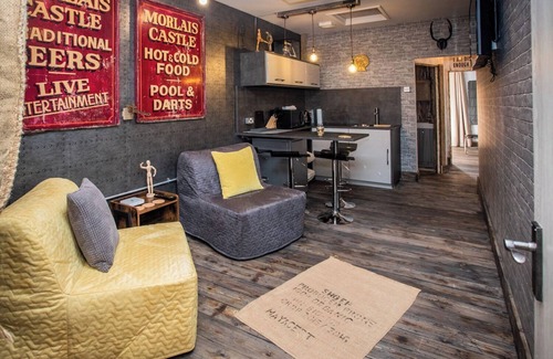 Dowlais Apartment | James Place @ Dowlais