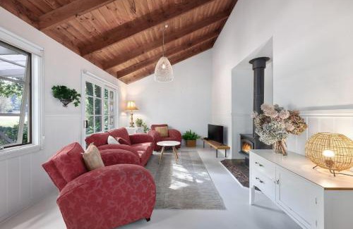 Jamieson Apartment | Jamieson Cottages - Cottage Four - Sleeps 4