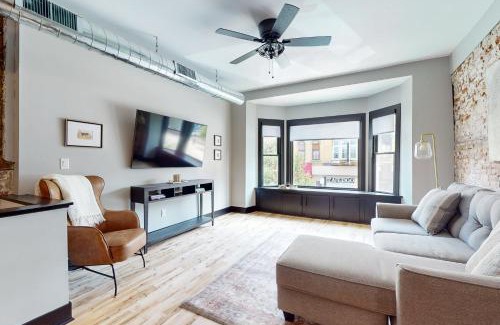 Janesville Apartment | Janesville Joy