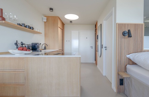 Wenningstedt-Braderup Apartment | Japandi mixes the typical Scandinavian design and Japanese furnishings with the