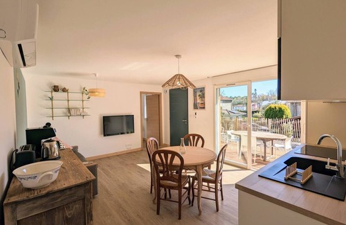 Lesperon House | Jasmin - Nature & sea with terrace and play area