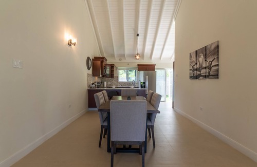 Mammee Bay House | Jasmine House - Modern 3 Bedroom Home in Ocho Rios
