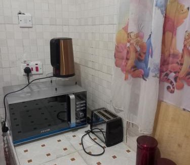 Arua Apartment | Jay's cosy home