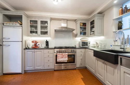 Le Cannet House | JDV Holidays Maison Oranger - charachterful with courtyard garden, near Cannes
