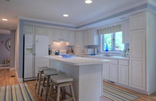 Rye House | Jenness Beach Ocean Getaway - Book Now for Summer '26!