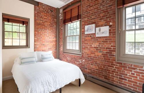 College Hill Apartment | Jennifer's Riverfront Foundry Apartment Downtown