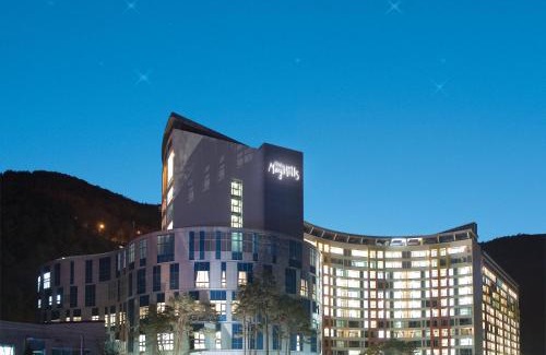 Gohan Resort | Jeongseon Mayhills Resort