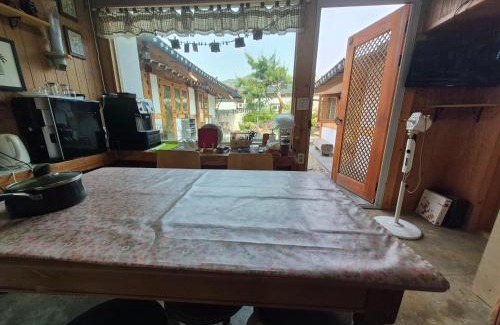 Jeonju House | Jeonju Tosarang Guesthouse