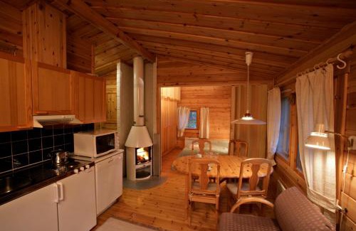 Muonio House | Jeris Lakeside Resort Cabins