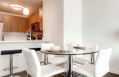 Hudson Exchange Apartment | Jersey City 1 BR | Resort Style Amenities