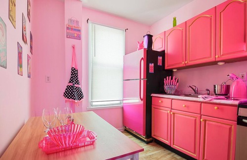 West Side Apartment | Jersey City Pink Spot 2BR/1FB