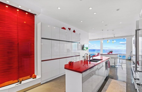 Beach Barber Tract Condo | Jewel of La Jolla - Oceanfront