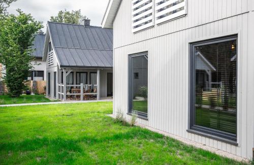 Postomino House | Jeziorownia
