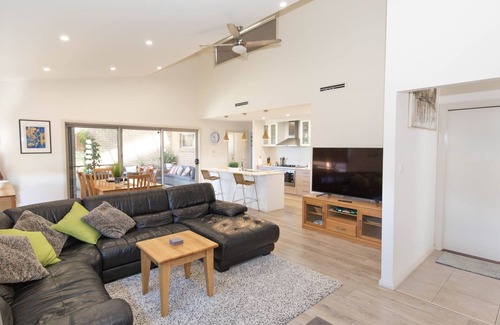 Jindabyne House | Jindalee 3 - 34 Twynam Street