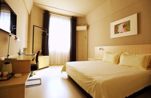 Chongchuan Hotel | Jingjiang Inn Nantong Renmin Middle Road