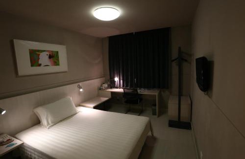 Longzihu Qu Hotel | Jinjiang Inn Bengbu Railway Station First Jiefang Road