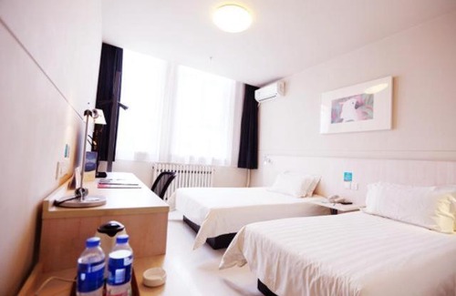 Taihe District Hotel | Jinjiang Inn Jinzhou Yunfei Bridge
