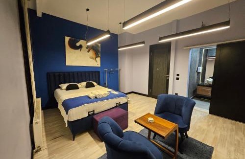 Rasimpasa Apartment | JirHouse Sarıköşk Suit