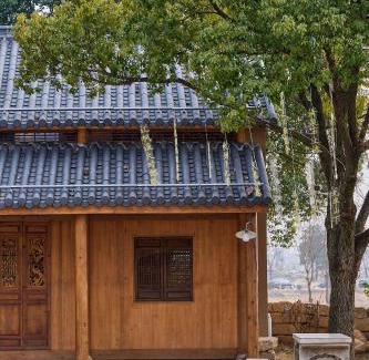 Chizhou House | Jiuhua Mountain Tanfeng Resort Homestay 远眺山景大佛 九华山潭风民宿