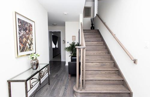 Welland House | JNShortStay- Niagara Falls Area Hidden Gem