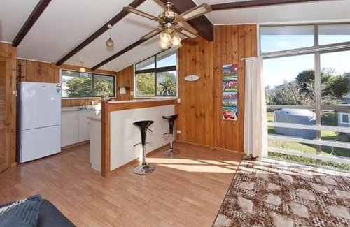 Cooks Beach House | Joes Place - Cooks Beach Holiday Home