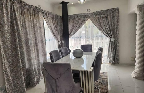 Alberton House | Johannesburg Alberton 3 bedroom house