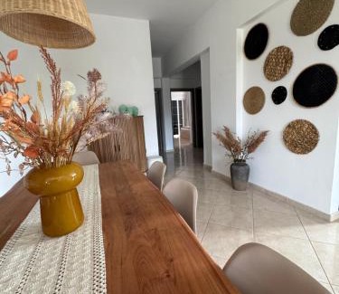Asklipiio House | Jojo's Home