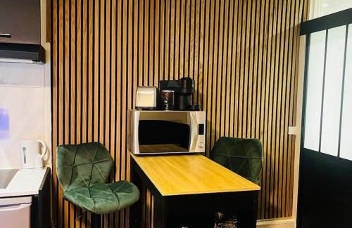 Noisy-le-Sec Apartment | Joli Studio Cosy proche gare