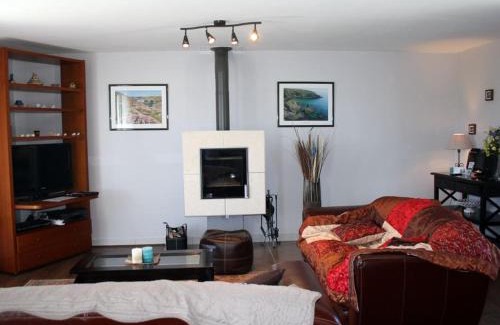 Locmaria House | Jolie maison à 600m de la plage, jardin clos - FR-1-418-12