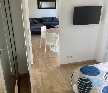Seilh Apartment | Jolie T2 au golf de Seilh
