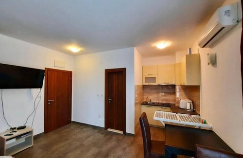 Topla Apartment | Joy Apartment - 1