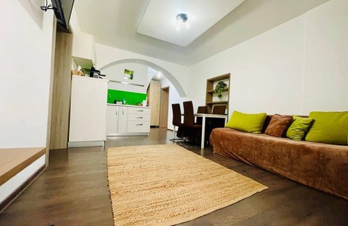 Brasov City Centre Apartment | Joy City Stay George Enescu 5
