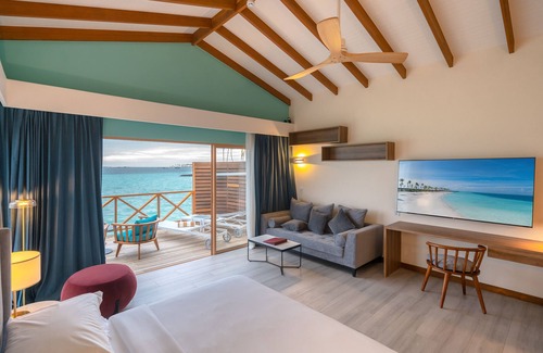Male Hotel | Joy Island