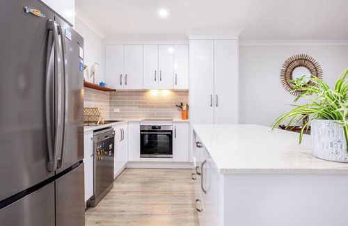 Yeppoon House | Judez Place - Central, modern Townhouse