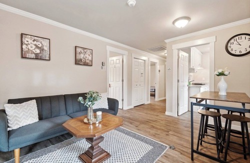 Mount Baker House | Judkins Entire Upper Floor - Close to Downtown