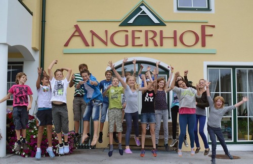 Muhlthal Cottage | Jugendhotel Angerhof - Familienzimmer "new Style 4"