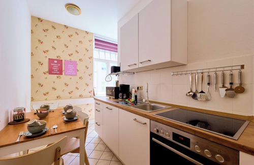 Erfurt Old Town Apartment | ★ Jugendstil Flat with 2 bedrooms in the city centre + balcony ★