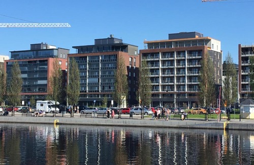 Jyvaskyla Apartment | Juhannusruusu [Rosa spinisissima] - best lake view