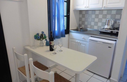 Kokkini Chani Apartment | Julie's apartment, Kokkini Hani, 2min walk to the beach,perfect family location!