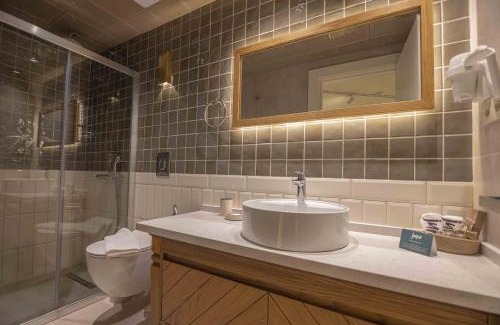 Gulbahce Mahallesi Hotel | June Alaçatı Adult Only