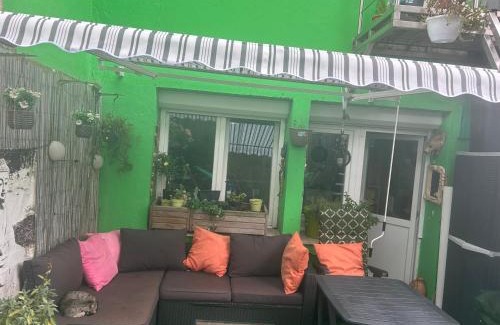 Hellebeekberg Bed & Breakfast | Jungle Magic Room near Atomium , Heyzel Stadium