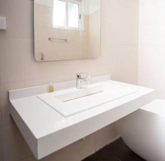 Kokrobite Hotel | Junior Suite Earth - 5C