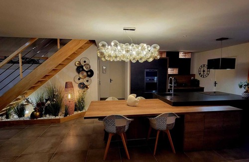 Le Mans Metropole Villa | Just 15 minutes from the 24 Hours of Le Mans racetrack! Ideal for 10 people